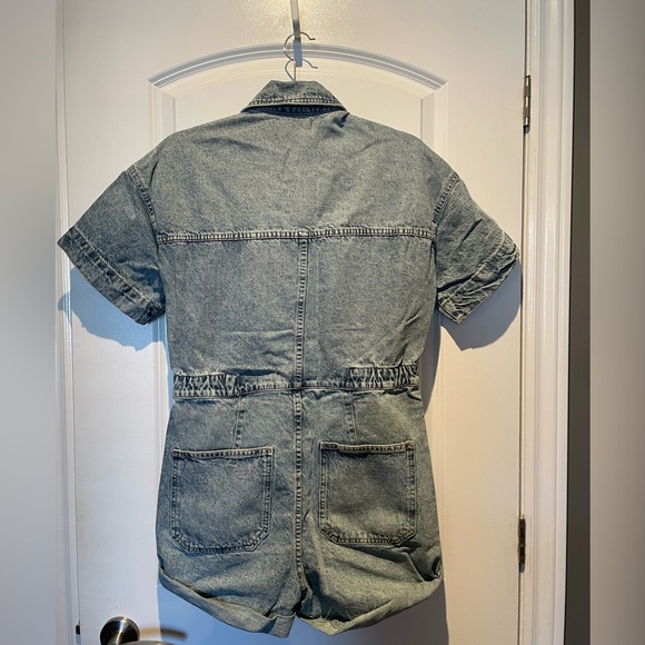 Free People Light Blue Denim cuffed shortall NWT - Picture 7 of 7